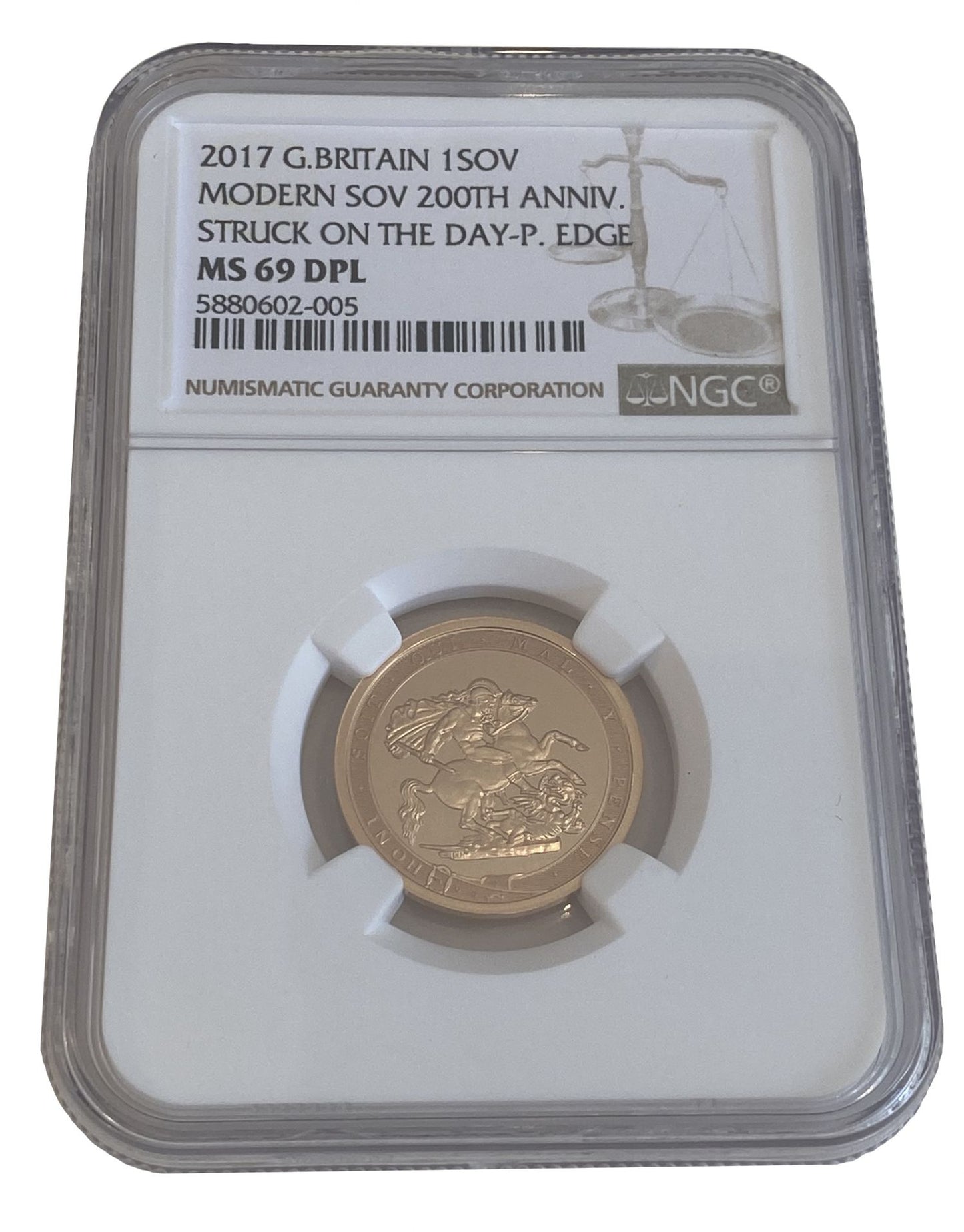 Elizabeth II 2017 plain edge Struck on the Day Sovereign MS69 DPL
