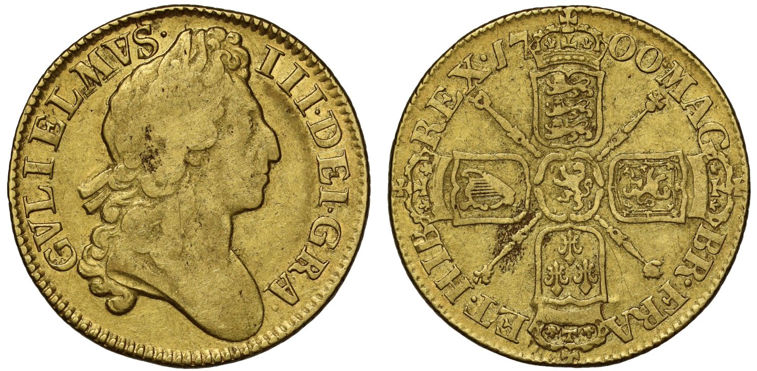 William III 1700 Guinea, second head, wider crowns on reverse
