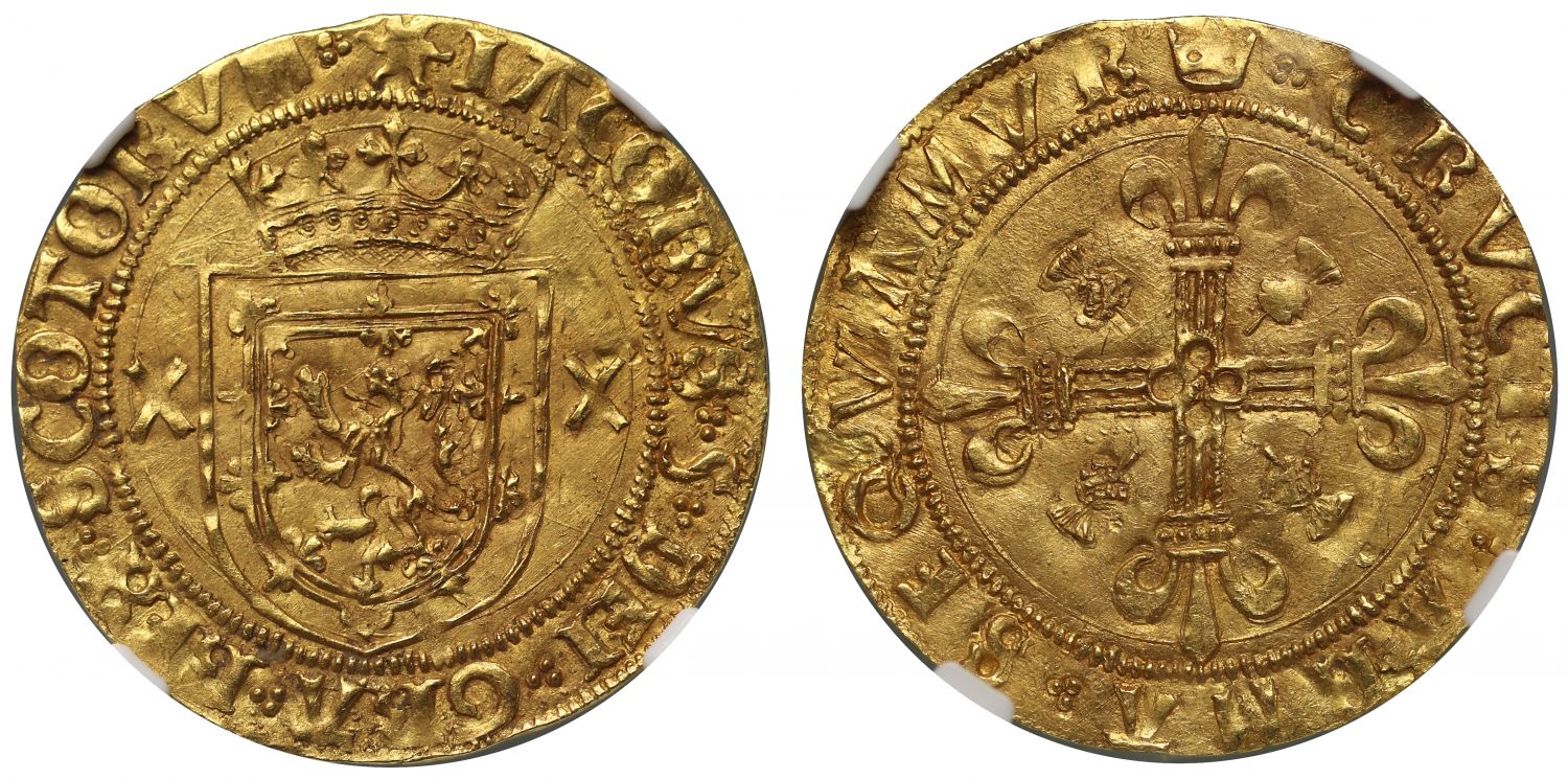 Scotland, James V gold Crown, corded crown band hatched interior, AU55